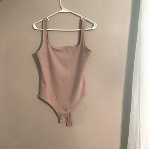 10 DOLLAR SALE ON EVERYTHING: Express Blush Bodysuit